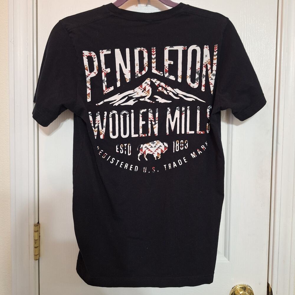 Pendleton Woolen Mills unisex medium graphic soft dark grey tshirt